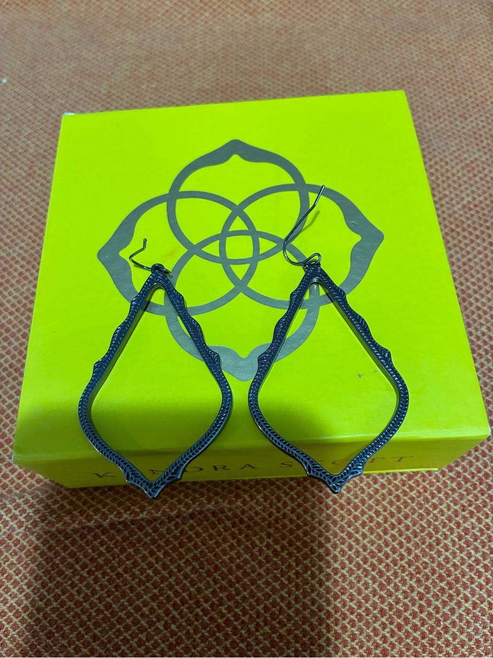Kendra Scott Dark Blue Openwork Drop Earrings